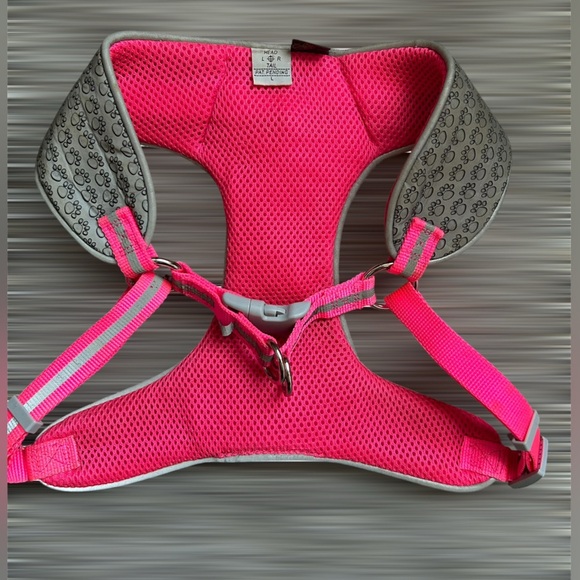 5/$25 Top Paw Hot Pink and Silver Size Large Dog Harness Good condition - Picture 2 of 5